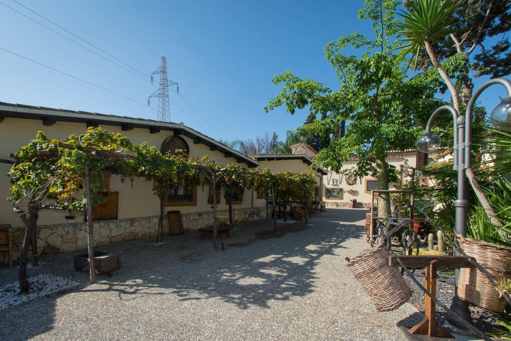 Agriturismo Papyrus Сиракуза Екстериор снимка